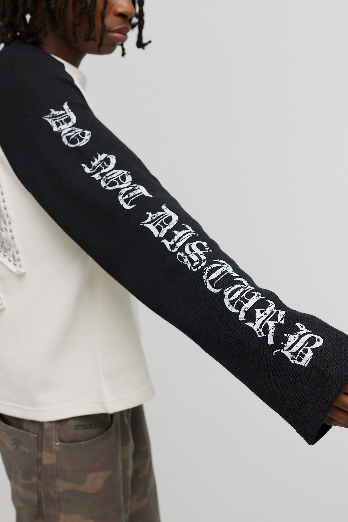 DND Waffle Longsleeve sleeve print detail